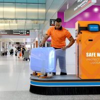 Airport luggage stretch film1